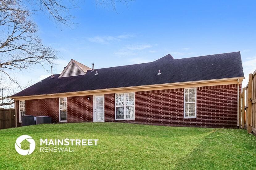 Building Photo - 7495 Eleanor Cove