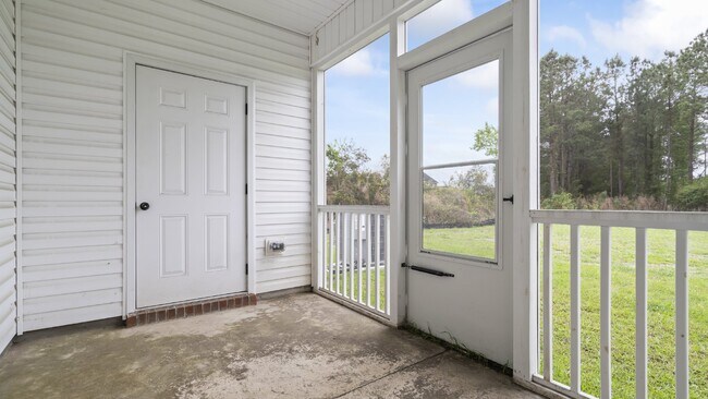 Building Photo - Marshall Farm Townhome