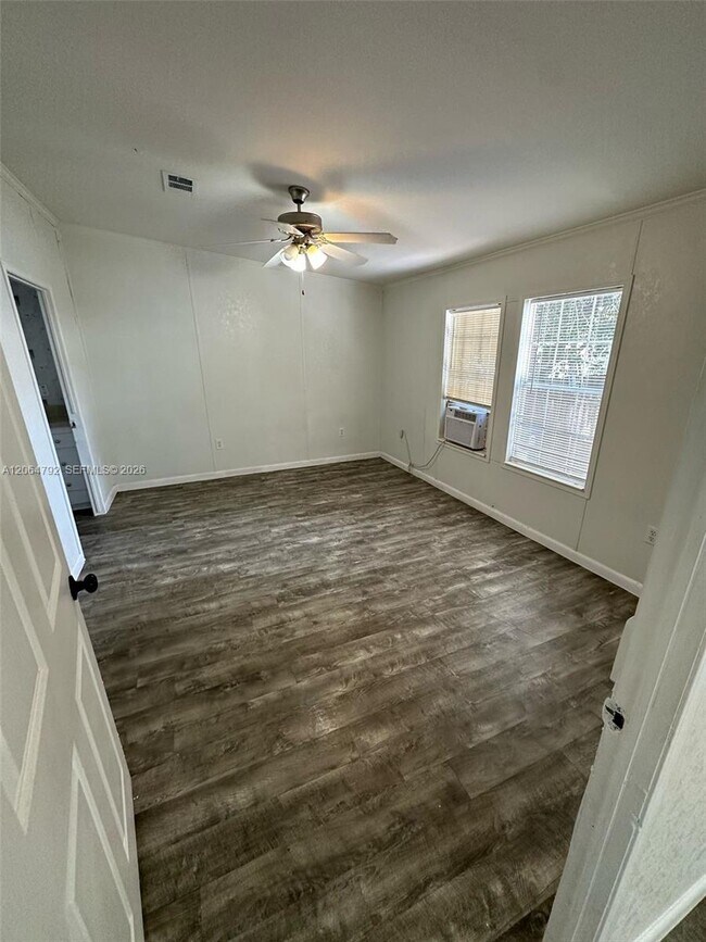 Building Photo - 11832 Leeward Pl