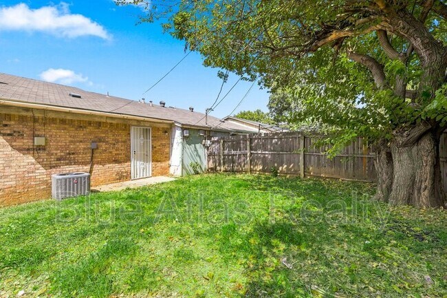 Building Photo - 1722 Fitzgerald Ct