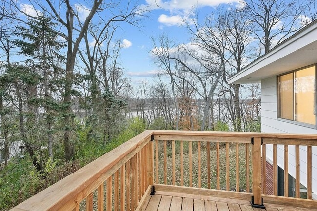 Building Photo - 14085 85th Pl N