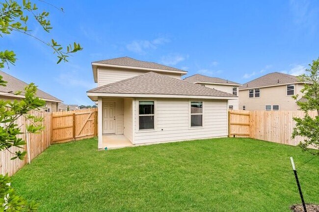 Building Photo - 3723 Somers Crest