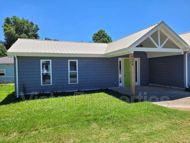 Building Photo - 4208 Lees Ln