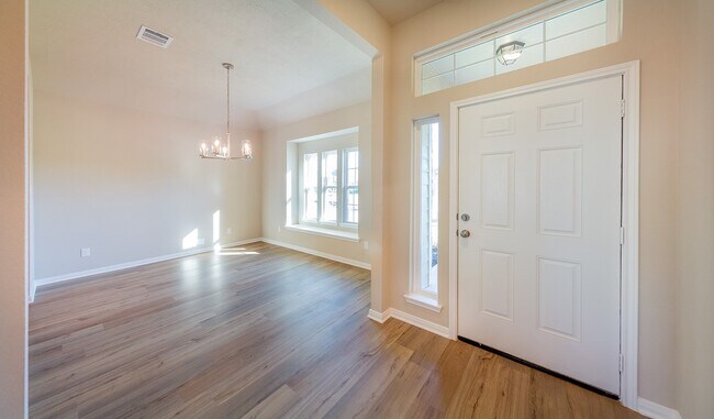 Building Photo - 3317 Rolling View Ct