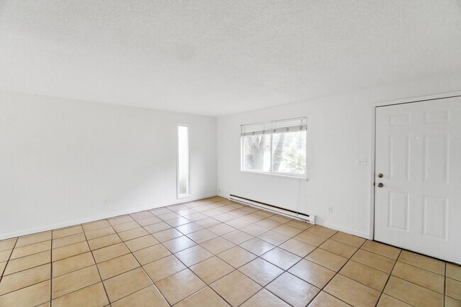 Building Photo - 1314-1316 N Napa St
