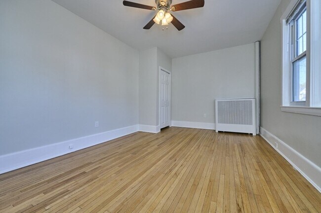 Building Photo - 715 Truman Pkwy