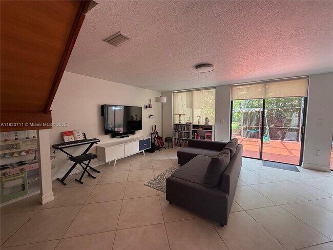 Building Photo - 9872 Costa Del Sol Blvd
