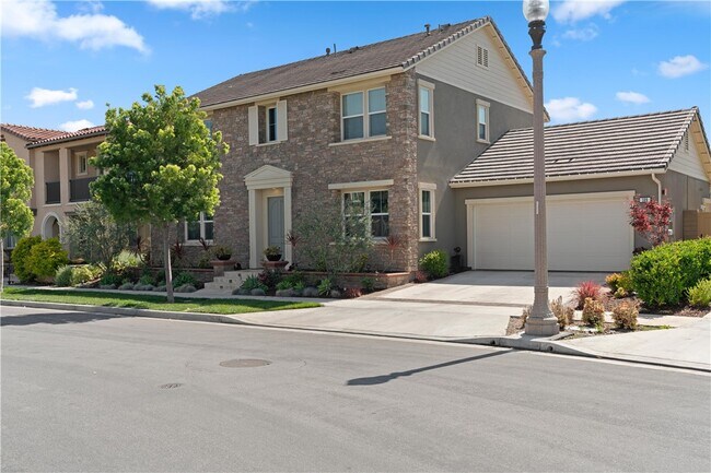 Building Photo - 109 Sabiosa