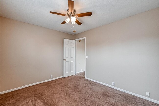 Building Photo - 11918 Solon Springs Dr