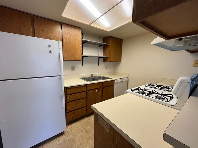 Building Photo - 2358004/85