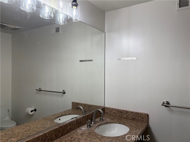 Building Photo - 14851 Mayten Ave