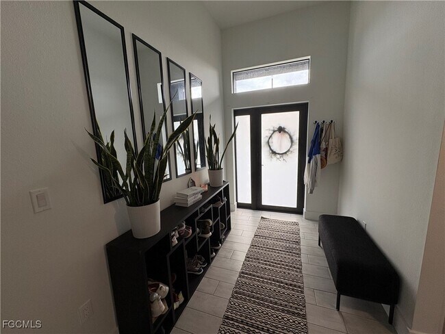 Building Photo - 2606 10th St SW