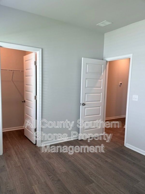 Building Photo - 5692 Whitebark Dr