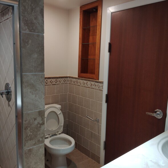 Building Photo - 14622 Bauer Dr
