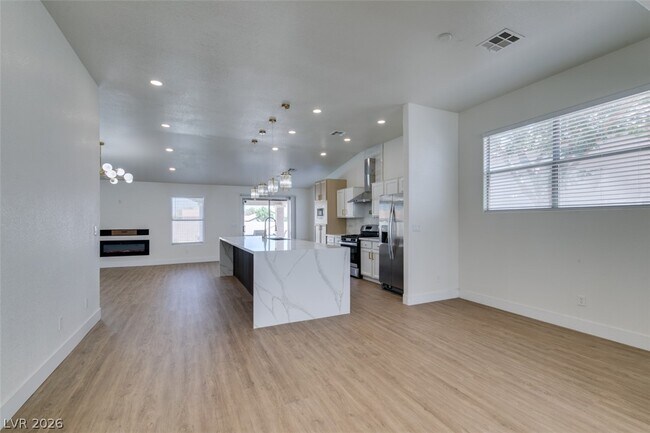 Building Photo - 7824 W Villa Finestra Dr
