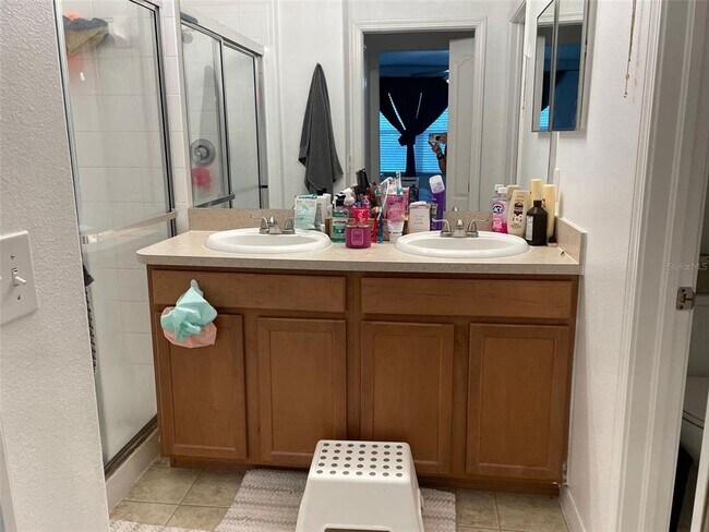 Building Photo - 3066 Rodrick Cir