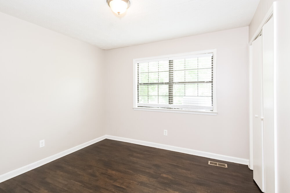 Building Photo - 1620 Olde Spring Trail