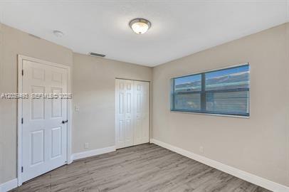 Building Photo - 4041 NW 30th Terrace