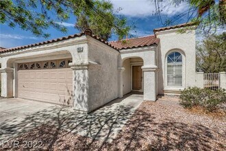 Building Photo - Charming Single-Story Home in Gated Community with Resort-Style Amenities!