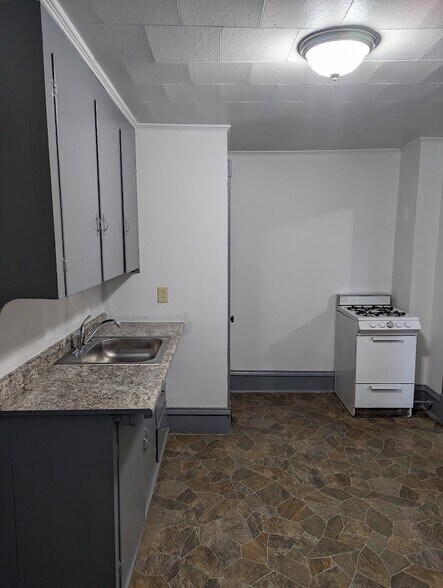 Building Photo - 299 Randolph St