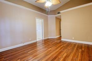 Building Photo - 6310 NW 58th Way