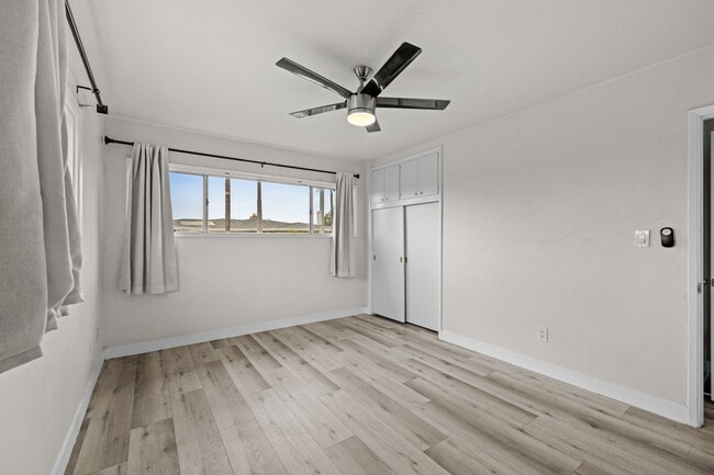 Building Photo - 5528 Dorothy Dr