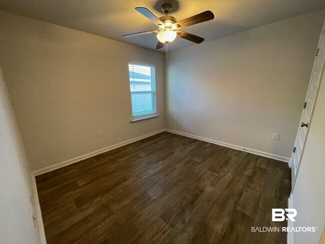 Building Photo - 10817 Northern Dancer Ct
