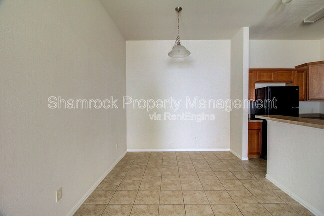 Building Photo - 1208 Maverick Trail