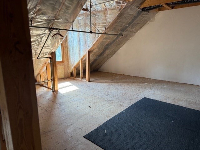 Building Photo - 955 Pleasant St
