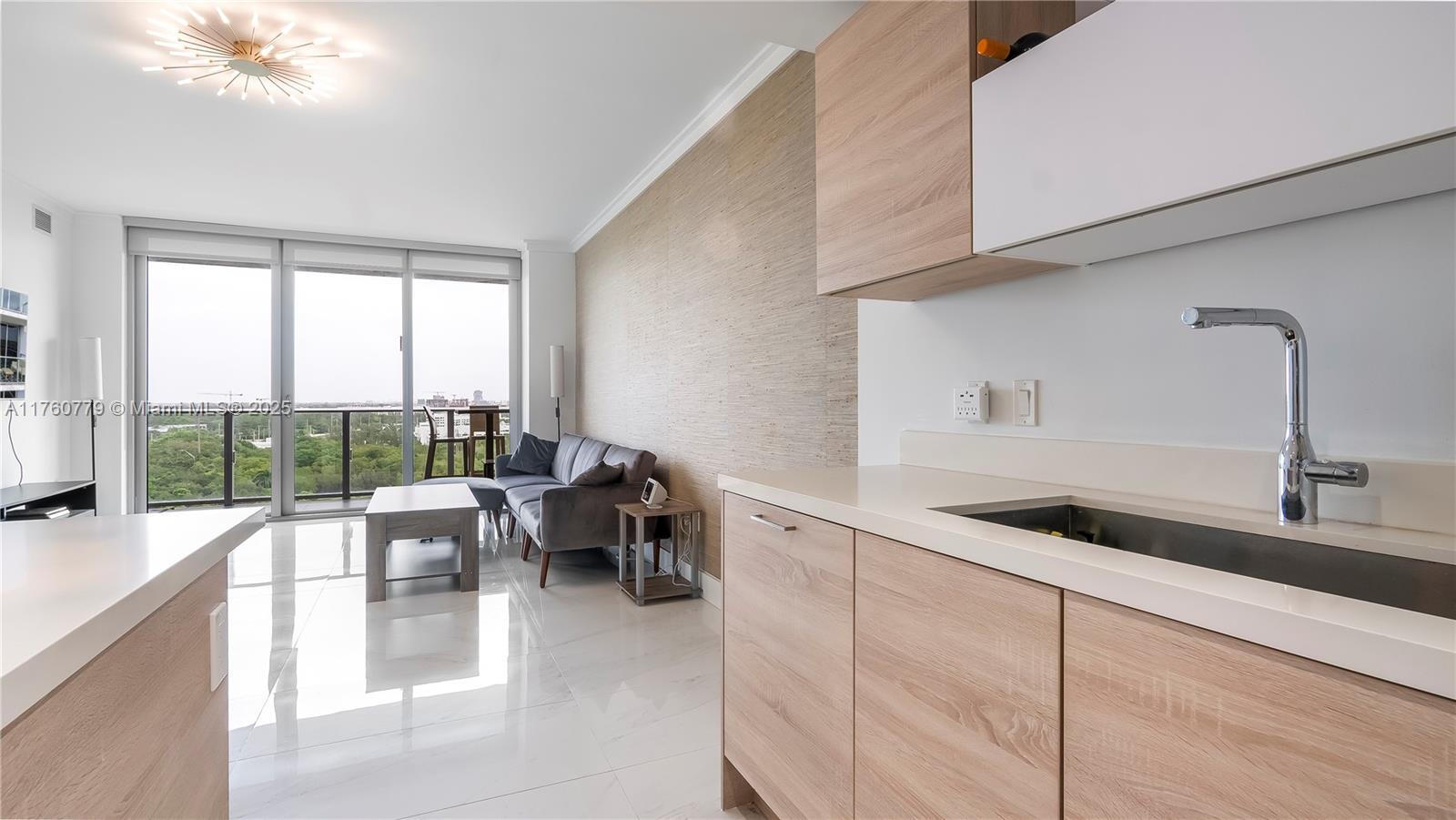 Building Photo - 16385 Biscayne Blvd