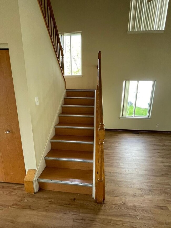 Building Photo - 14238 S Newberg Ct