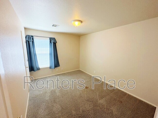 Building Photo - 11705 S Forest Ct