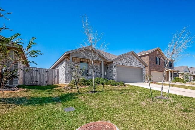 Building Photo - 18111 Robin Creek Dr