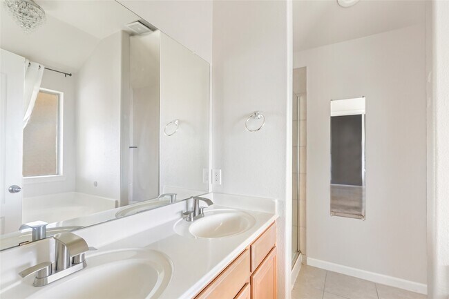 Building Photo - 21629 Twitch Ct