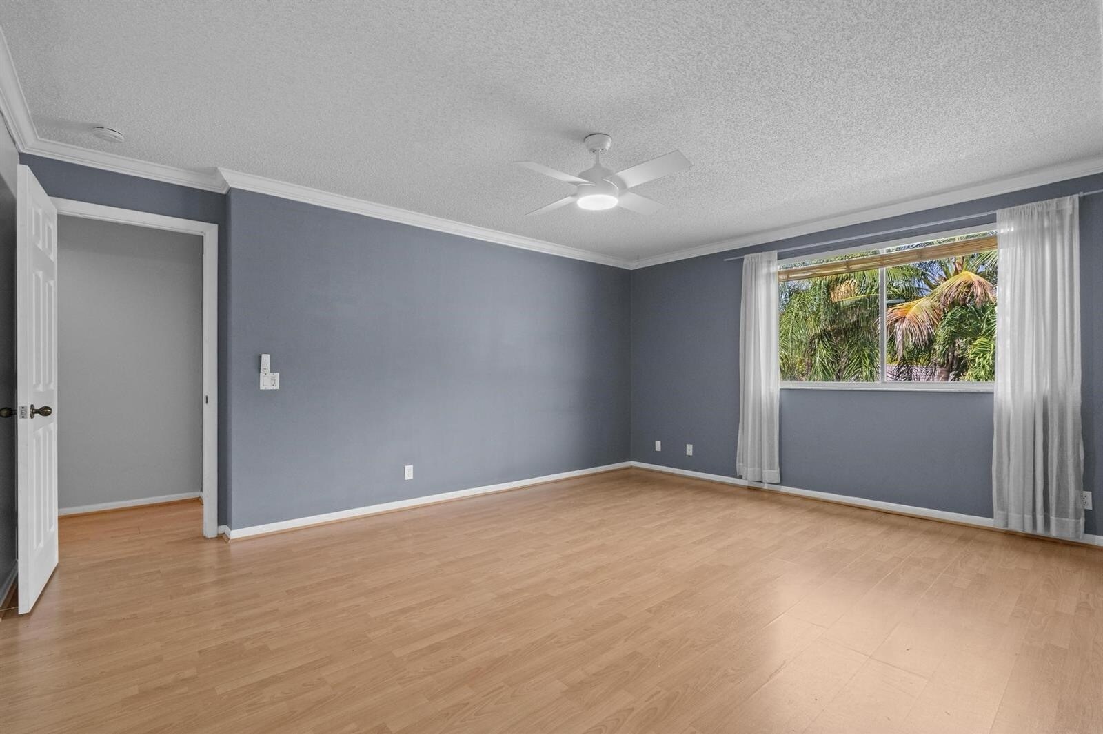 Building Photo - 4319 Greenbriar Ln