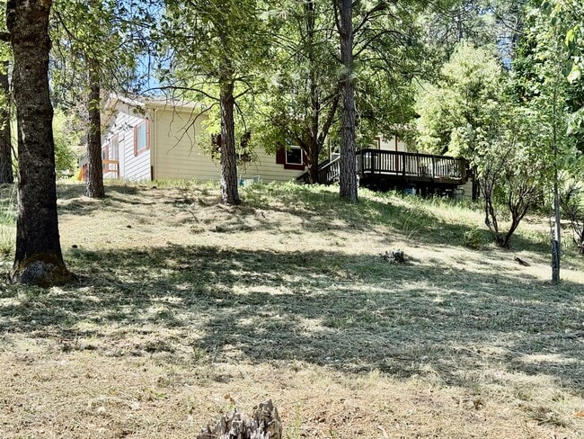 Building Photo - 27397 New School Rd