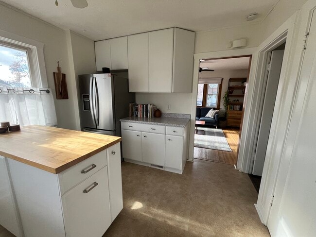 Building Photo - 2765 S Imperial St