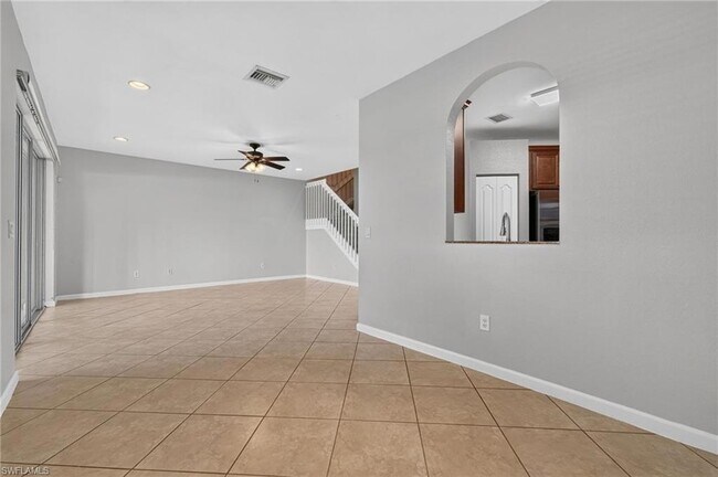 Building Photo - 7032 Ambrosia Ln