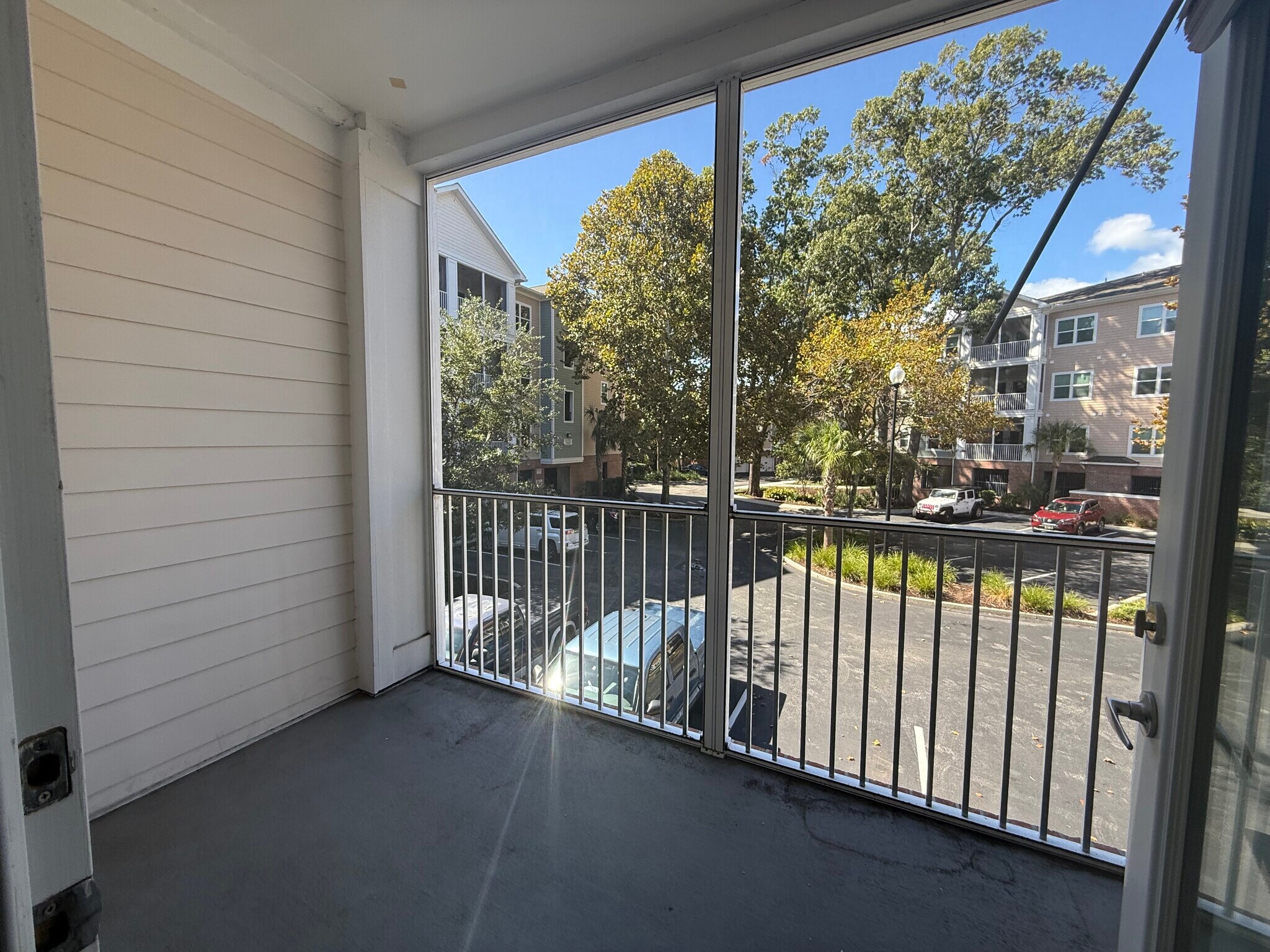 Building Photo - 1755 Central Park Rd