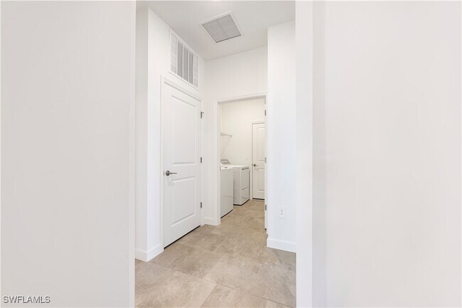 Building Photo - 19597 Hinkley Dr