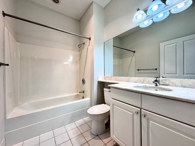 Building Photo - 4 Bishop St