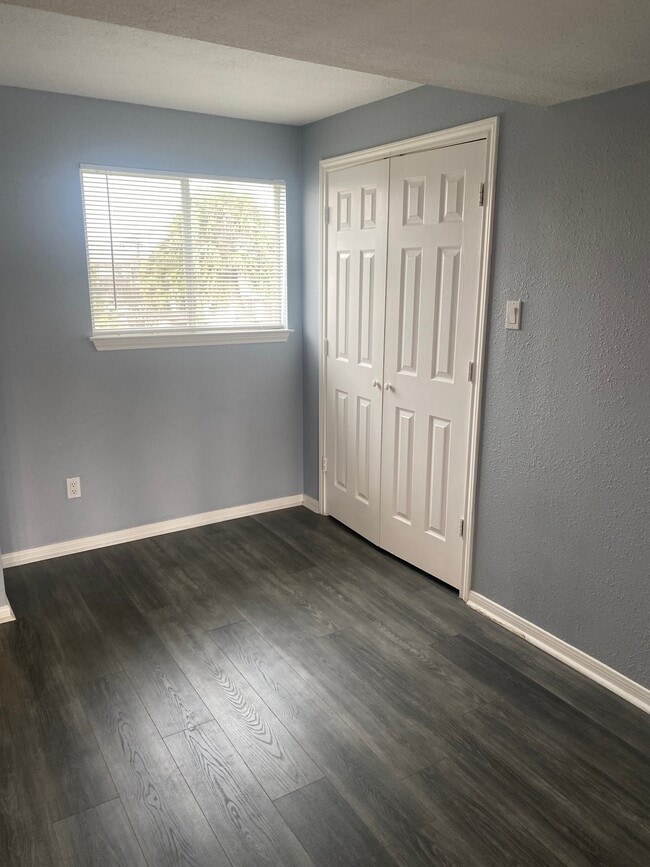 Building Photo - 16712 Fletcher Christian