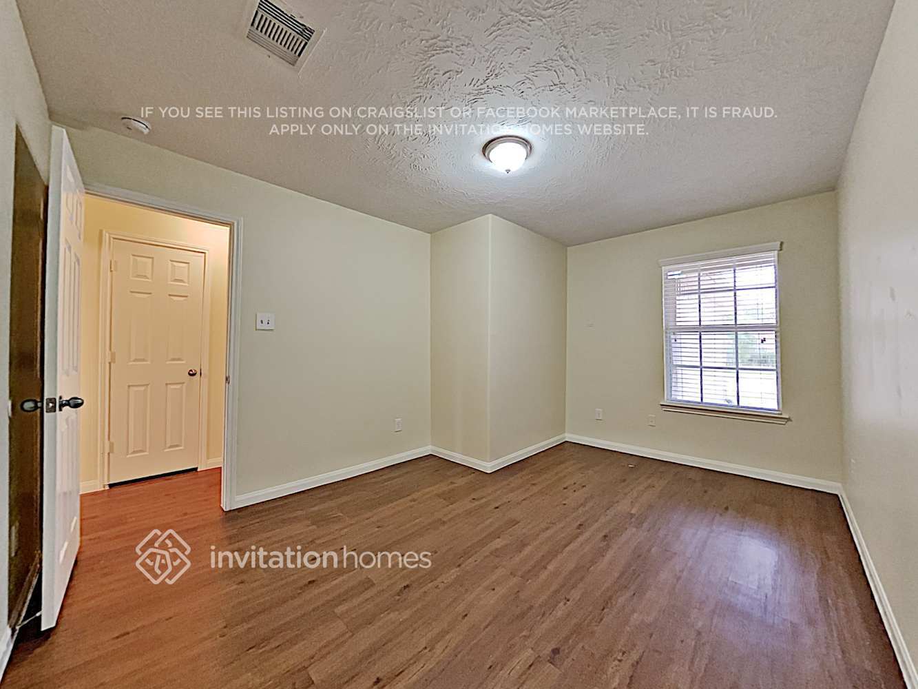 Building Photo - 4026 Hawthorn Glen Ct