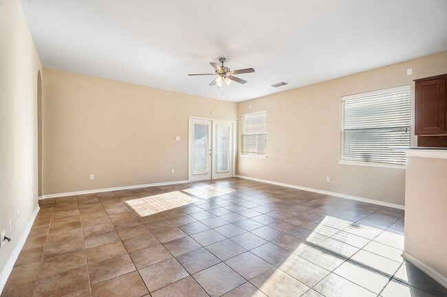 Building Photo - 6185 Galloway Ln