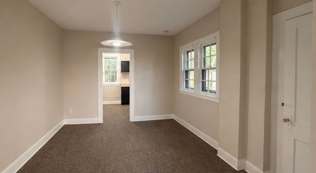 Building Photo - 115 Westmoreland Terrace