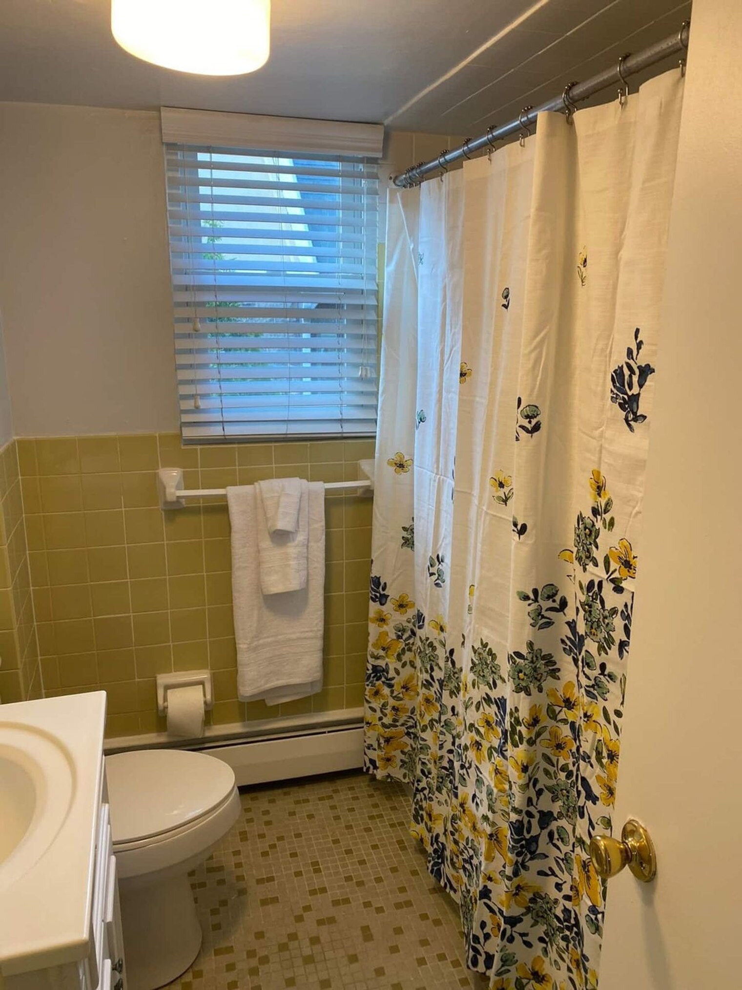 Building Photo - 100 Hampden Ave