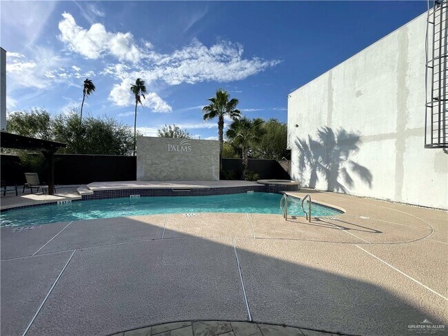 Building Photo - 28 Colbath Ave