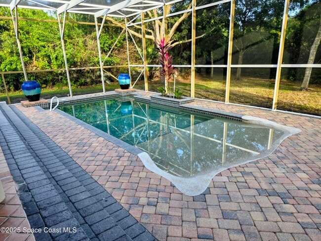 Building Photo - 4513 Canard Rd