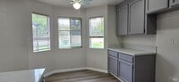 Building Photo - 112 Spinnaker Ct