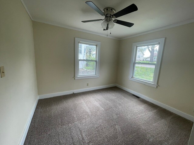 Building Photo - 1805 Dimple Ct